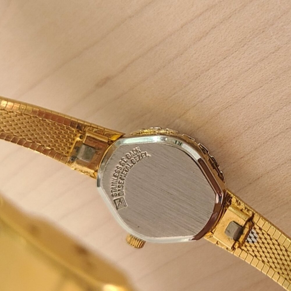 WALTHAM Vintage cocktail gold watch with silver bezel circa 1960s 70s - Picture 9 of 14